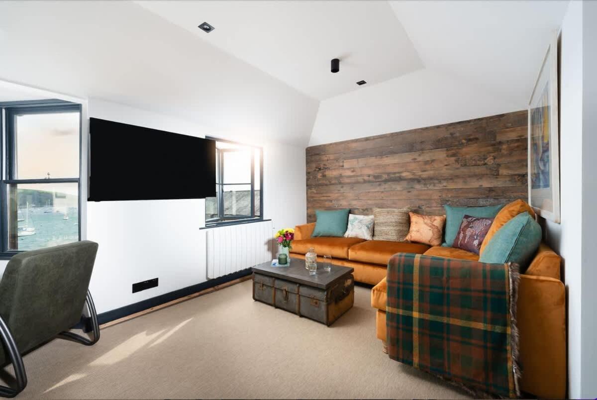 Stunning Waterfront Apartment With Spectacular Views & Parking At 'Captains Loft' Falmouth Zewnętrze zdjęcie